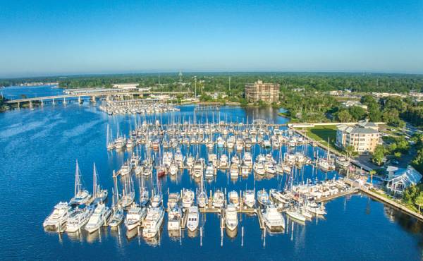 Able to accommodate vessels up to 140ft (43m), Jacksonville at Ortega Landing has extensive slips for mid- and long-term slip holders as well as visitors. Photo: Brian Adams Photography