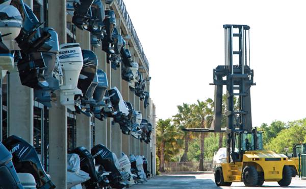 Portland is a busy drystack on the French bay of Hyres with racks for 500 boats and 50 wet berths.